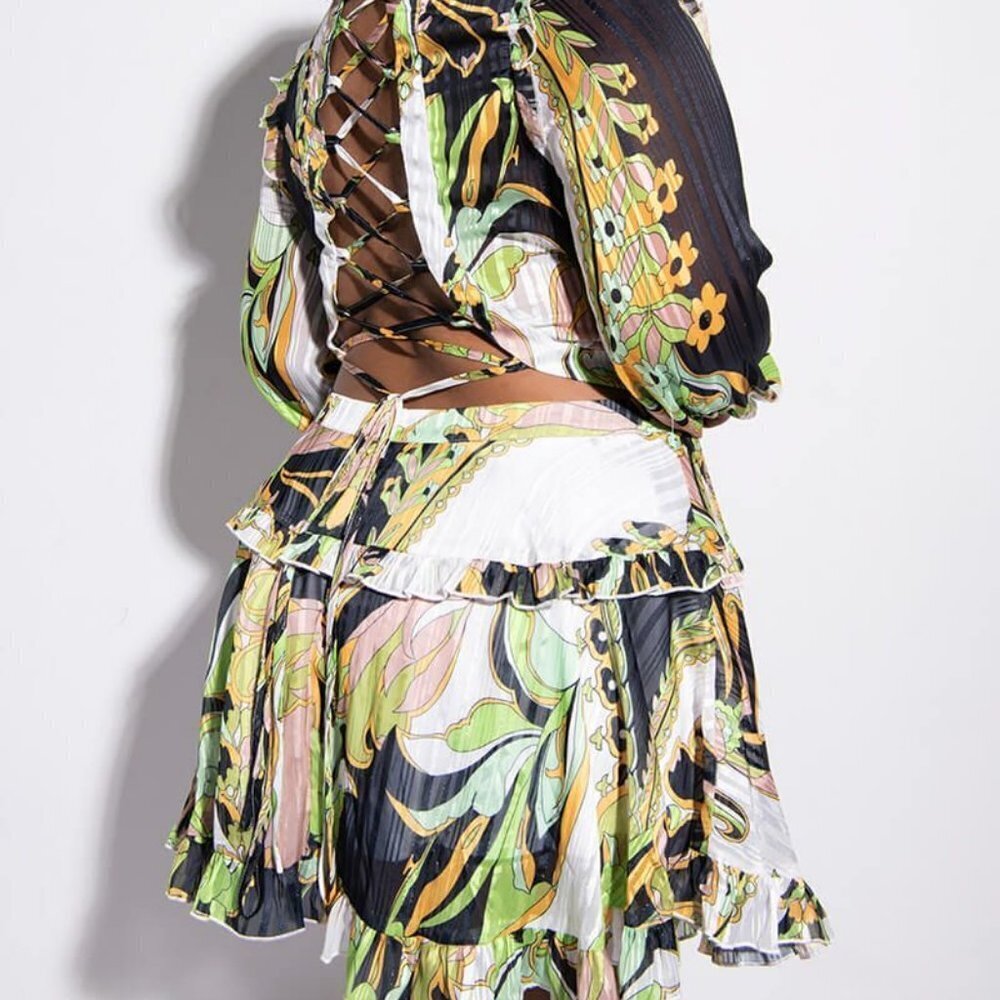 ROYALTY READY SCARF PRINT LACE BACK DRESS ( BRAND NEW !!!!!!!!! ) - Picture 7 of 8